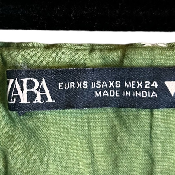 Zara Women's Blogger's Favorite Green Embroidered Puff Sleeve Dress- Size XS - Picture 13 of 16